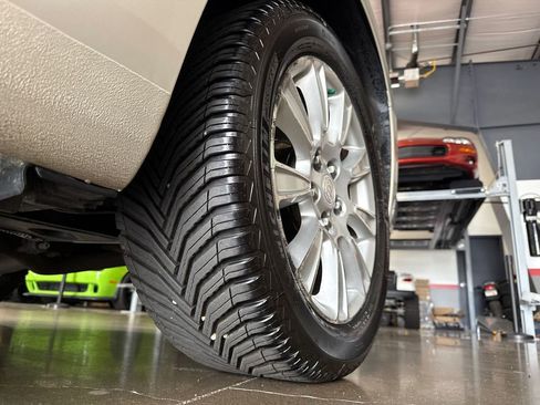 Used 2012 Buick LaCrosse Leather image 47