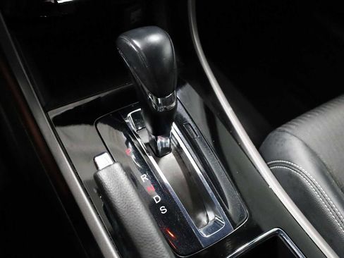 Used 2016 Honda Accord Sport image 26