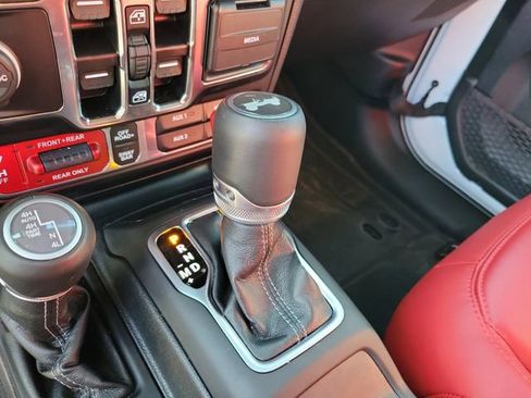 Used 2024 Jeep Wrangler Unlimited Rubicon 392 image 22