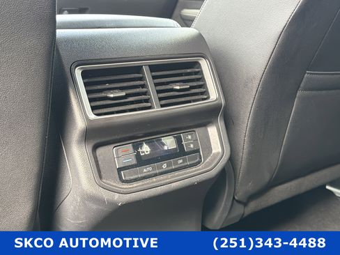 Used 2025 Volkswagen Atlas SE AWD/4WD image 31