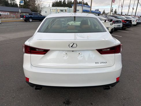 Used 2015 Lexus IS 250 image 4