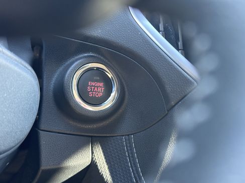 Used 2022 Subaru Forester Touring image 18