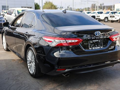 Certified 2019 Toyota Camry XLE FWD image 22