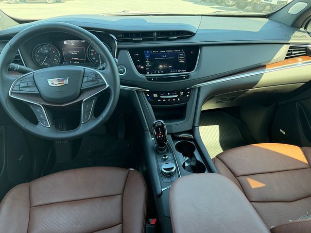 Used 2026 Cadillac XT5 Premium Luxury w/ Driver Assist Package FWD image 10
