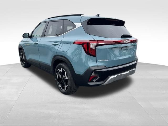 Certified 2025 Kia Seltos EX w/ EX Sunroof Package FWD image 6