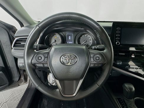 Used 2024 Toyota Camry SE FWD image 13
