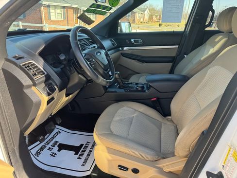 Used 2017 Ford Explorer 4WD image 9
