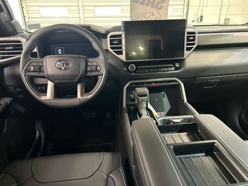 New 2026 Toyota Tundra Limited AWD/4WD image 4