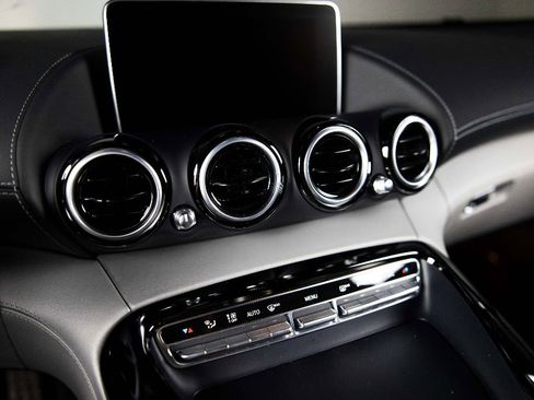 Used 2018 Mercedes-Benz AMG GT C image 28