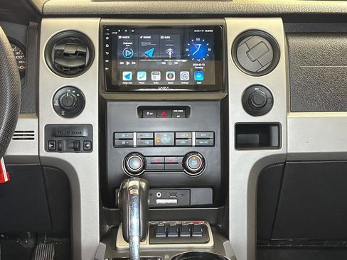 Used 2011 Ford F150 Raptor w/ Raptor Luxury Pkg image 15