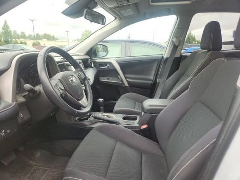 Used 2018 Toyota RAV4 XLE w/ Plus Extra Value Package AWD/4WD image 10