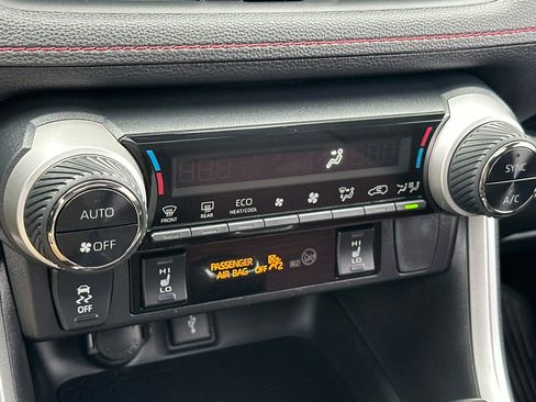 Used 2021 Toyota RAV4 XSE w/ Weather Package AWD/4WD image 23