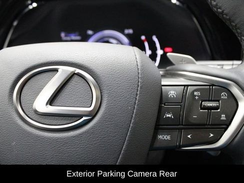 Used 2023 Lexus RX 350 w/ Accessory Package (Z1) AWD/4WD image 27