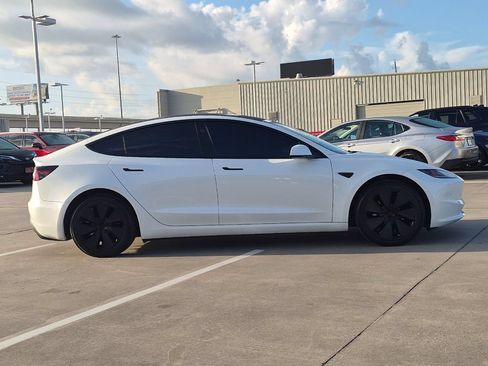 Used 2024 Tesla Model 3 Standard Range RWD image 7