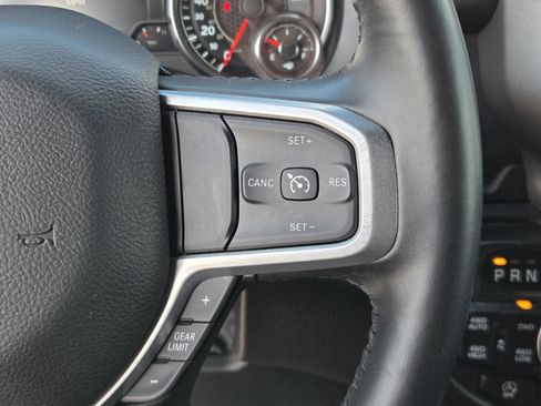 Used 2022 RAM 1500 Big Horn AWD/4WD image 19