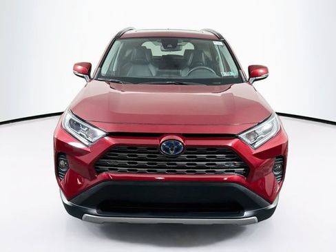 Used 2021 Toyota RAV4 Limited AWD/4WD image 2
