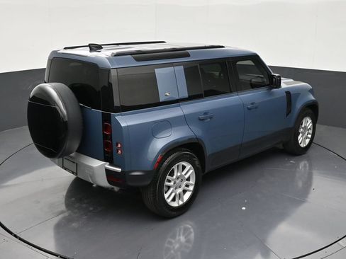 Used 2024 Land Rover Defender 110 S AWD/4WD image 17