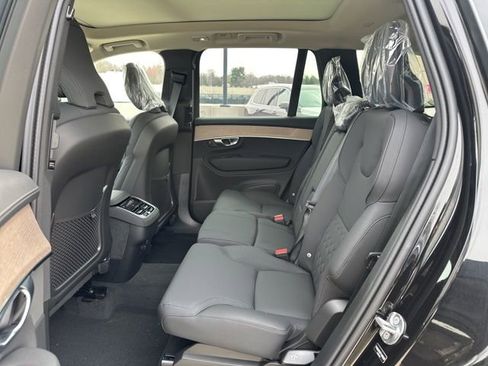 New 2026 Volvo XC90 B6 Plus w/ Protection Package Premier AWD/4WD image 11