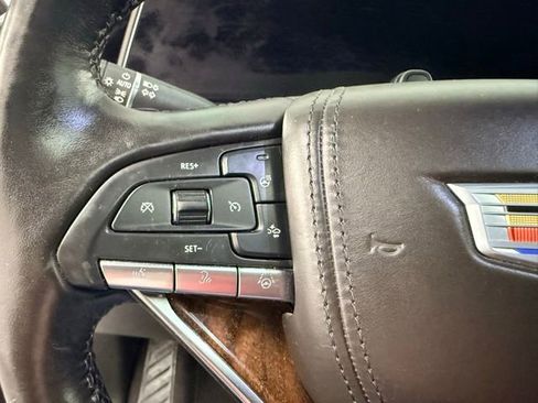 Used 2022 Cadillac Escalade ESV Sport Platinum w/ Heavy-Duty Trailer Package AWD/4WD image 36