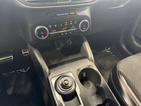 Used 2024 Ford Escape ST-Line AWD/4WD image 23