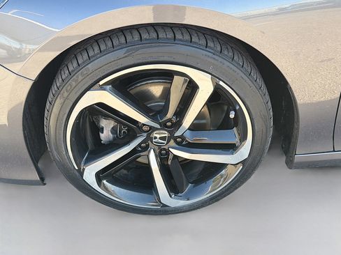 Used 2019 Honda Accord Sport image 37