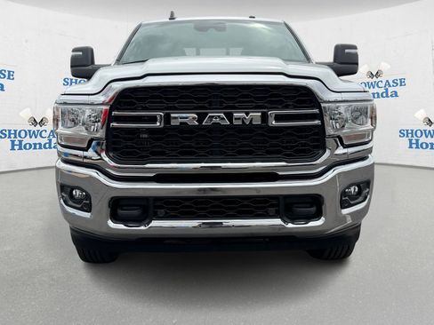 Used 2023 RAM 2500 Tradesman w/ Safety Group image 10