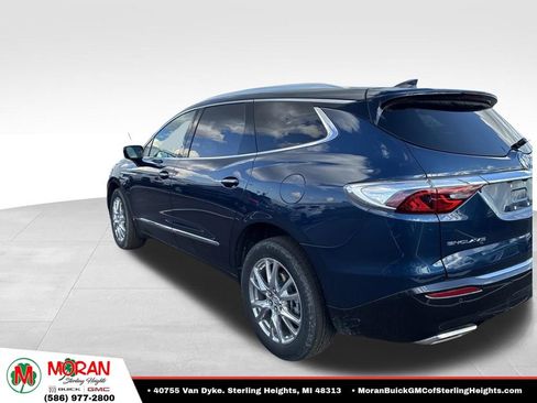 Certified 2024 Buick Enclave Essence w/ Experience Buick Package FWD image 9