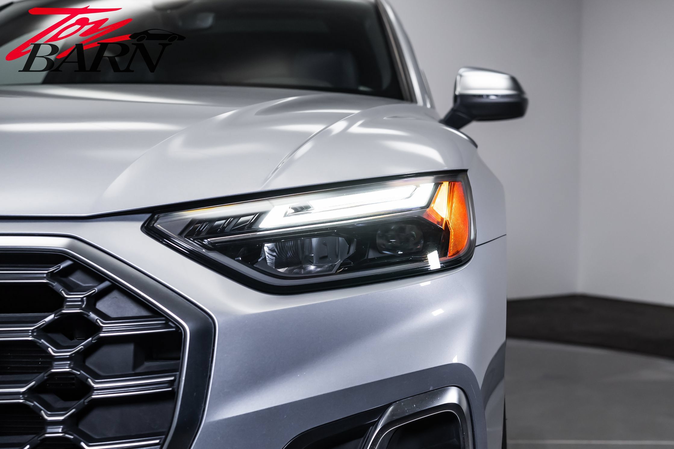 Used 2023 Audi SQ5 Premium Plus w/ Premium Plus Package AWD/4WD image 11