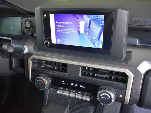 Used 2024 Toyota Tacoma SR5 RWD image 23