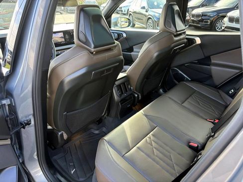 Certified 2025 BMW X3 xDrive30i w/ Convenience Package image 27