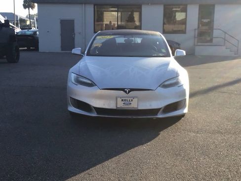 Used 2017 Tesla Model S 60 image 2