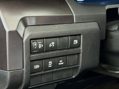 Used 2025 Toyota 4Runner TRD Off-Road image 17