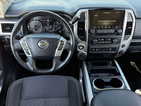 Used 2021 Nissan Titan SV w/ SV Convenience Package image 12
