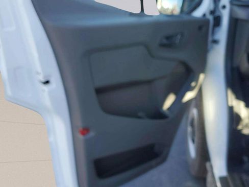 New 2026 Ford Transit 250 148 Medium Roof RWD image 13