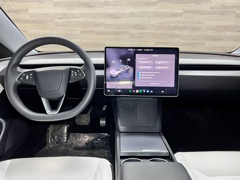 Used 2025 Tesla Model 3 Long Range RWD image 2