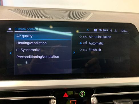 Used 2022 BMW 330i xDrive Sedan w/ M Sport Package image 45