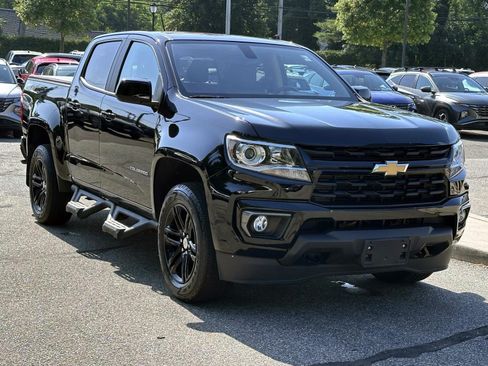 Used 2022 Chevrolet Colorado LT w/ Luxury Package AWD/4WD image 5