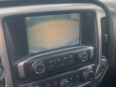 Used 2018 GMC Sierra 1500 SLT AWD/4WD image 8