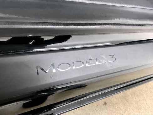 Used 2021 Tesla Model 3 Long Range image 9