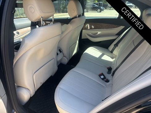 Used 2022 Mercedes-Benz E 350 Sedan image 10
