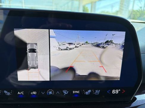 Used 2024 Chevrolet Traverse RS w/ LPO, Floor Liner Package AWD/4WD image 19