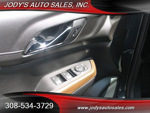 Used 2019 GMC Acadia SLE image 3