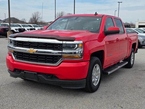 Used 2017 Chevrolet Silverado 1500 LT w/ Trailering Package image 3