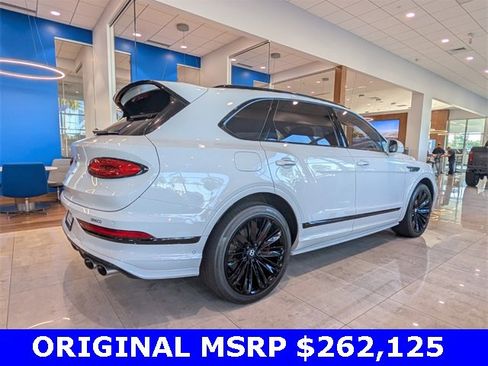 Used 2022 Bentley Bentayga Speed image 13