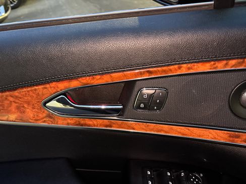 Used 2020 Lincoln Nautilus Reserve w/ Cargo Utility Package image 12