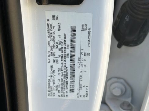 Used 2018 Ford F250 XLT w/ XLT Premium Package AWD/4WD image 39
