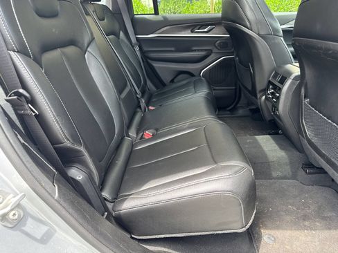 Used 2024 Jeep Grand Cherokee Limited 4xe AWD/4WD image 15