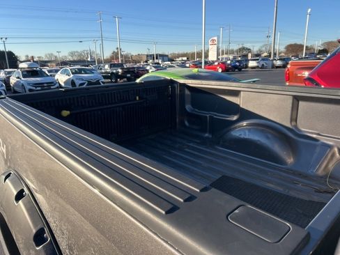 Used 2014 Ford F150 XLT w/ Equipment Group 301A Mid image 5