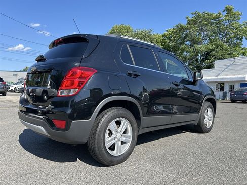Used 2018 Chevrolet Trax LT AWD/4WD image 4