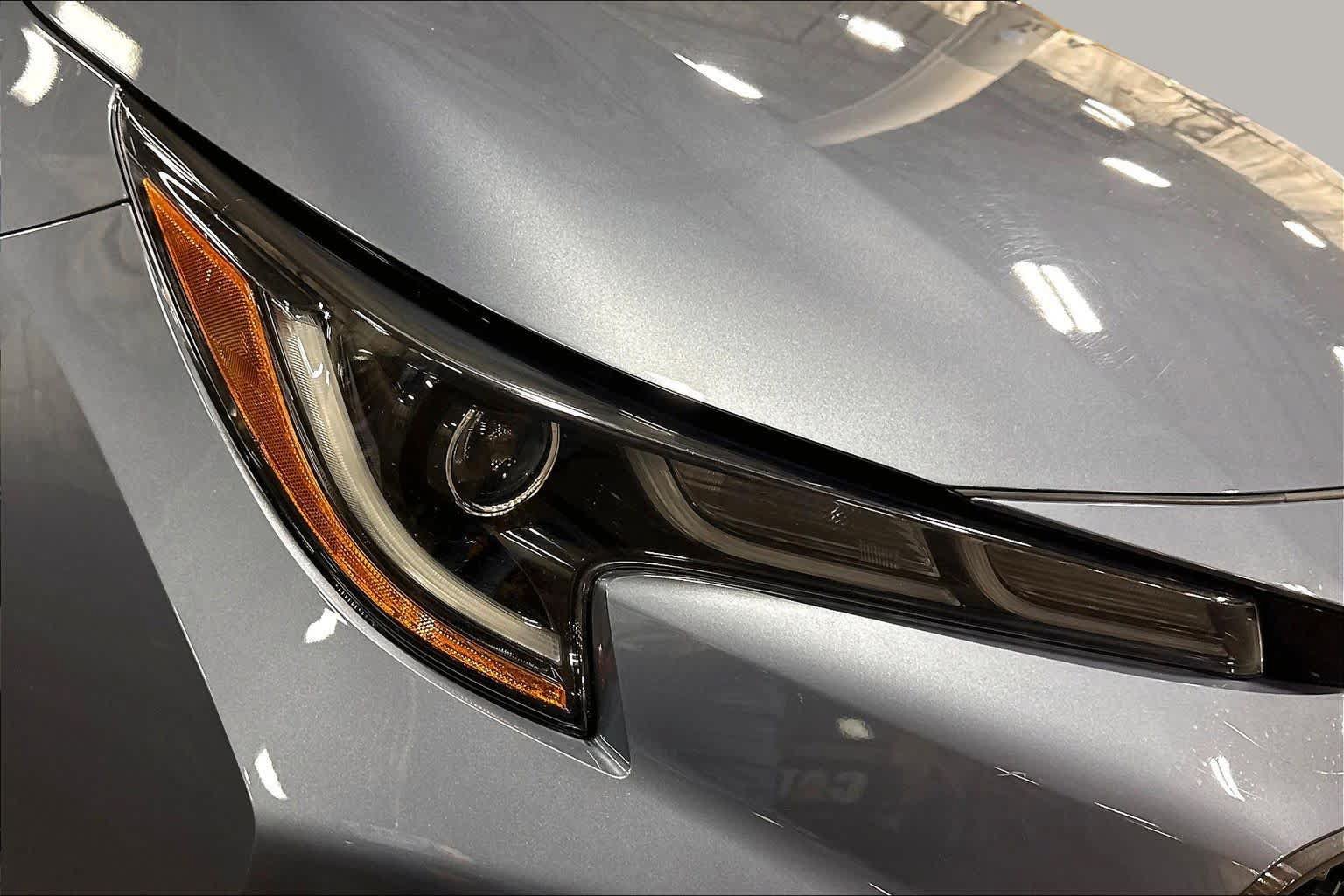 Used 2020 Toyota Corolla SE FWD image 28